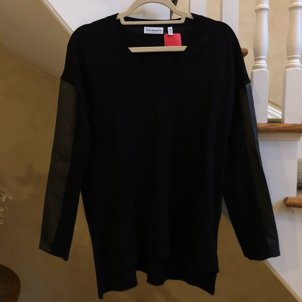 525 America V-Neck Sweater with Leather Sleeve